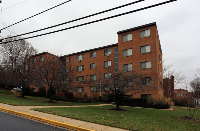 Arcadian House in Bladensburg, MD - Building Photo - Building Photo