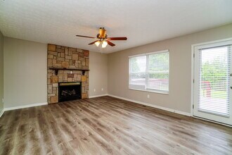 3530 Cove Lake Ln in Grove City, OH - Building Photo - Building Photo