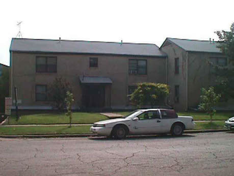 2304 N Houston St in Fort Worth, TX - Foto de edificio - Building Photo