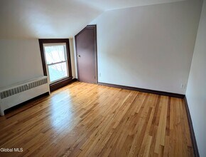 1735 Western Ave in Albany, NY - Building Photo - Building Photo