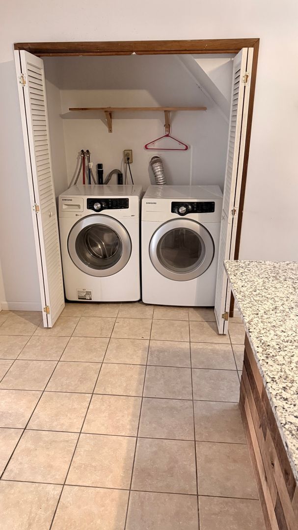 property at 1702 Wrights Wy