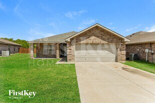 8036 Autumn Creek Trail in Fort Worth, TX - Building Photo