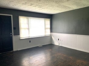4390 Todds Rd in Lexington, KY - Building Photo - Building Photo