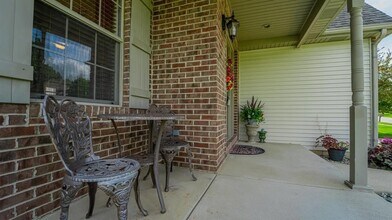 2453 Blarney Stone Dr in Valparaiso, IN - Building Photo - Building Photo