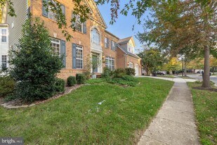 15303 Glastonbury Way in Upper Marlboro, MD - Building Photo