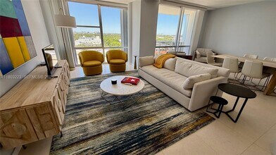 900 Bay Dr in Miami Beach, FL - Foto de edificio - Building Photo