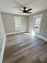 422 Glen Ave in Ellwood City, PA - Building Photo - Building Photo