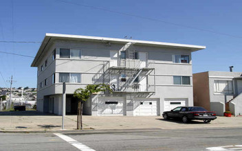 98 Macdonald Ave in Daly City, CA - Building Photo - Building Photo