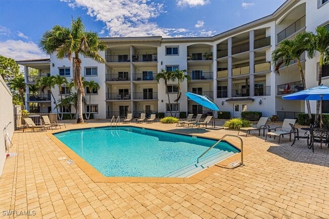 property at 1100 Pine Ridge Rd