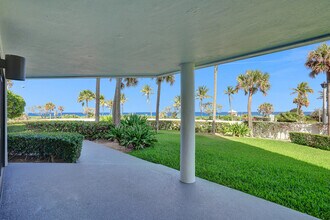 120 S Ocean Blvd in Delray Beach, FL - Building Photo - Building Photo