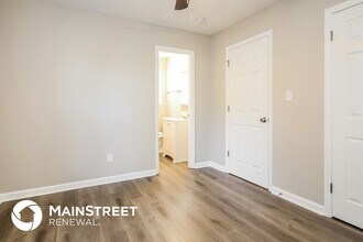 5520 The Plaza in Charlotte, NC - Building Photo - Building Photo