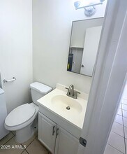 725 W 1st Ave in Mesa, AZ - Foto de edificio - Building Photo