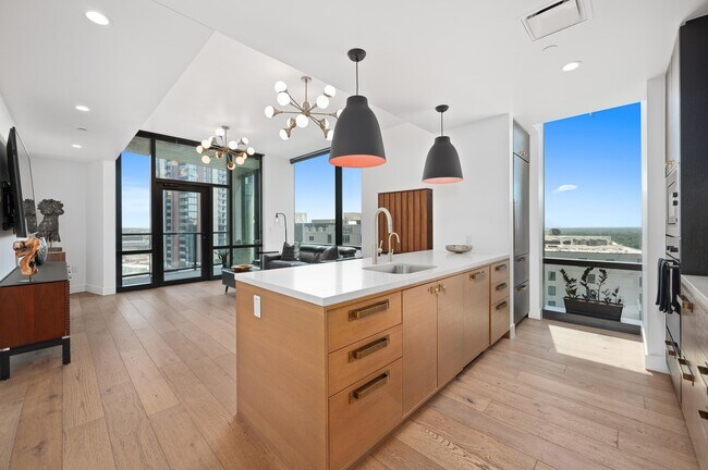 property at 70 Rainey St