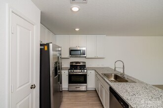 10247 Devon Wheel St in San Antonio, TX - Building Photo - Building Photo