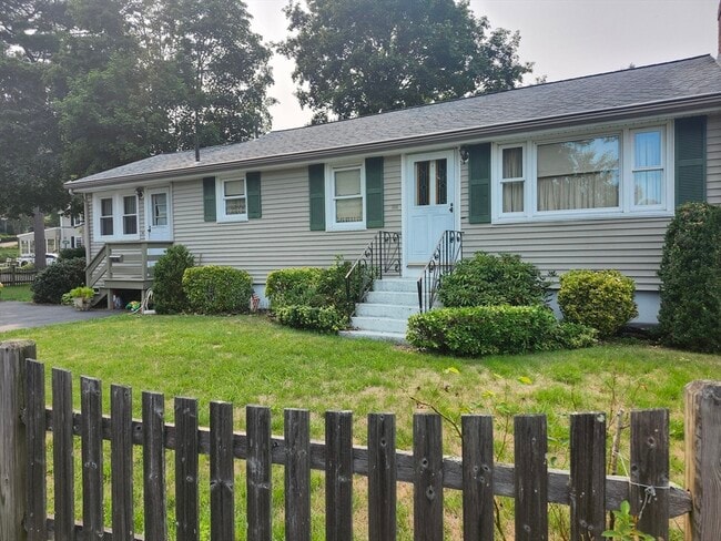 10 Perry St