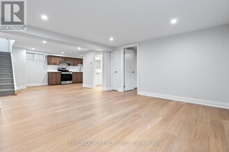525 Larry Ave in Oshawa, ON - Building Photo - Building Photo