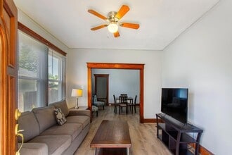 7255 Osceola Dr in Cincinnati, OH - Foto de edificio - Building Photo