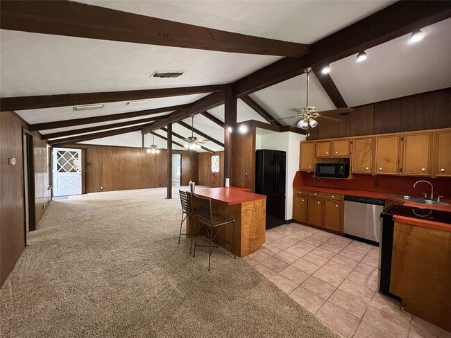 property at 4330 FM 1462