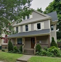 207 Kenwood Ave in Rochester, NY - Building Photo