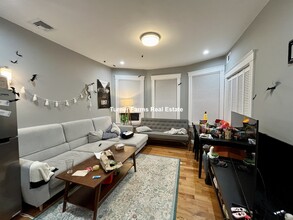 146 Hillside St, Unit 1 in Boston, MA - Building Photo - Building Photo