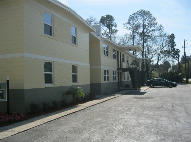 3818 Almeda St in Jacksonville, FL - Building Photo