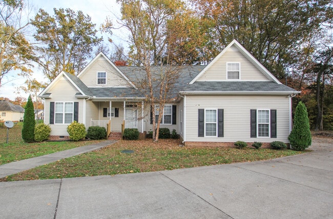 property at 115 Gardenwood Ct
