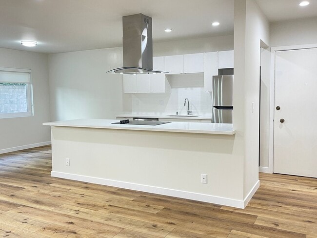 1835 CAMDEN AVE. LP in Los Angeles, CA - Building Photo - Building Photo