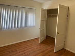 6266 S La Brea Ave, Unit Apt C in Los Angeles, CA - Building Photo - Building Photo