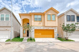 12608 Ashford Shadow in Houston, TX - Building Photo - Building Photo