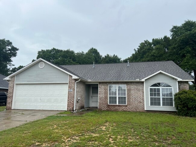 property at 2809 Geronimo Dr