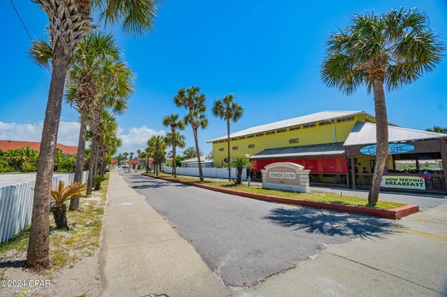 17462 Front Beach Rd in Panama City Beach, FL - Building Photo - Building Photo