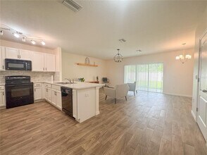 12823 Buffalo Run Dr in Gibsonton, FL - Building Photo - Building Photo