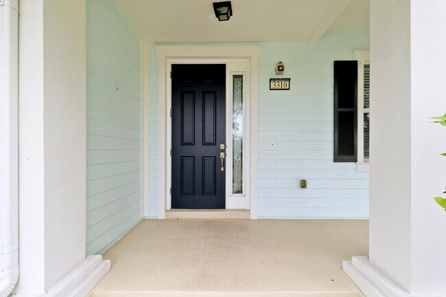 3310 W Mallory Blvd in Jupiter, FL - Building Photo - Building Photo