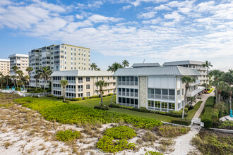 The Breakers in Naples, FL - Building Photo - Building Photo