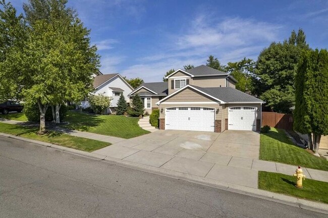 806 N Knudson St in Liberty Lake, WA - Building Photo - Building Photo