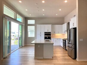 2032 Bravo Loop in Chula Vista, CA - Building Photo - Building Photo