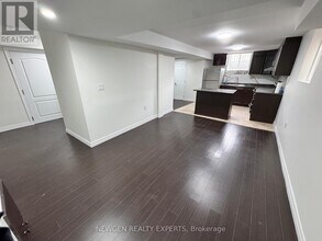 62 Canmore Blvd in Toronto, ON - Building Photo - Building Photo