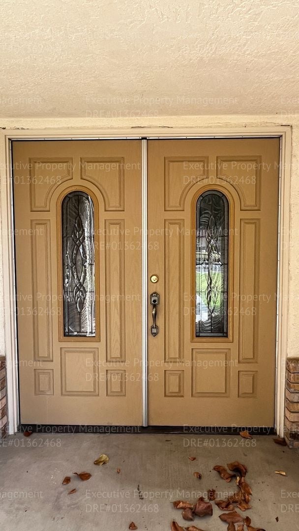 3708 Poe Ln in Bakersfield, CA - Building Photo - Building Photo