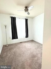 46418 Rilassare Terrace in Sterling, VA - Building Photo - Building Photo