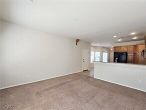 8151 Base Camp Ave in Las Vegas, NV - Building Photo - Building Photo