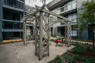 Birchtree Apartments in Dallas, TX - Building Photo - Interior Photo