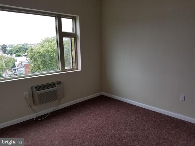 4203 Walnut St-Unit -401 in Philadelphia, PA - Building Photo - Building Photo