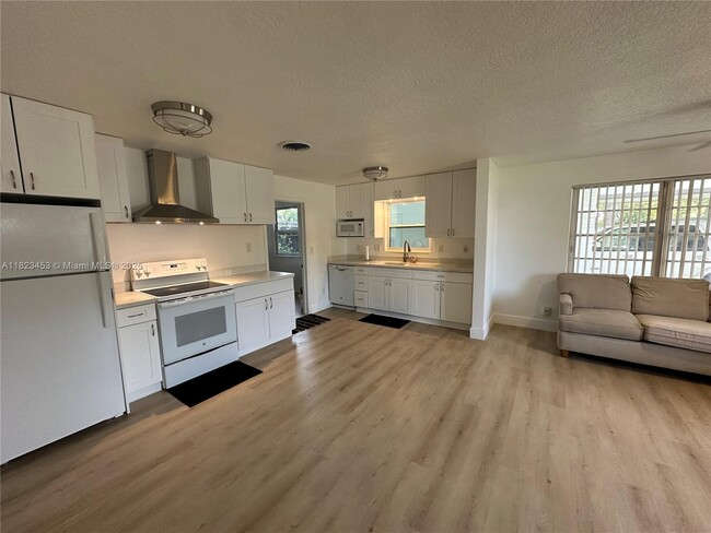 property at 201 E 28th St