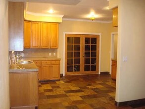 208 Bodega Ave, Unit 208A in Petaluma, CA - Building Photo - Building Photo