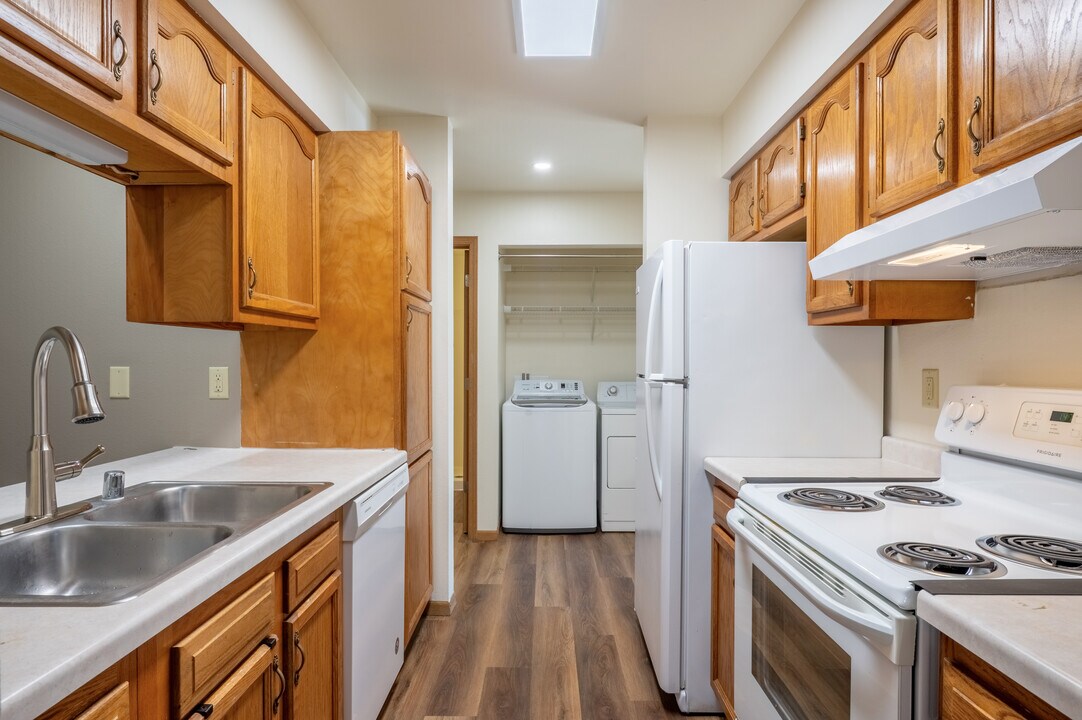 Timber Bluff in Madison, WI - Building Photo