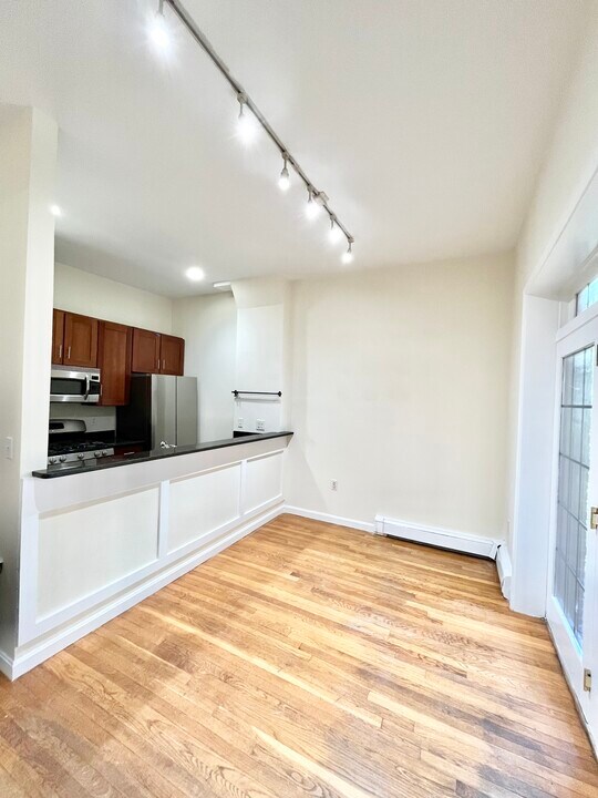 59 Fort Ave, Unit 1 in Boston, MA - Foto de edificio