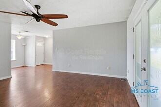 208 Charles Ave in Long Beach, MS - Building Photo - Building Photo