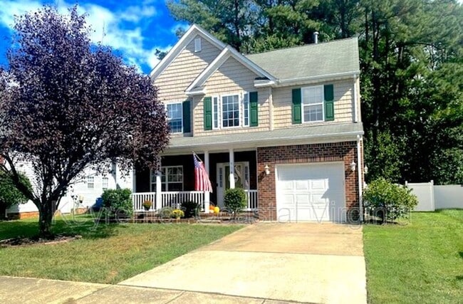 property at 914 Sparrow Ct