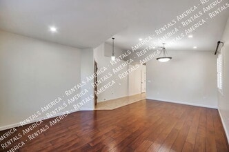 219 W Calle Patio Lindo in Sahuarita, AZ - Building Photo - Building Photo