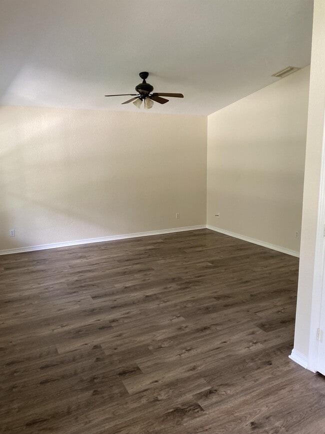 6131 E Pike St in Bay St. Louis, MS - Building Photo - Building Photo